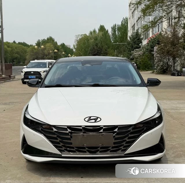 Hyundai Elantra 2021 Белый из Китая, фото 6