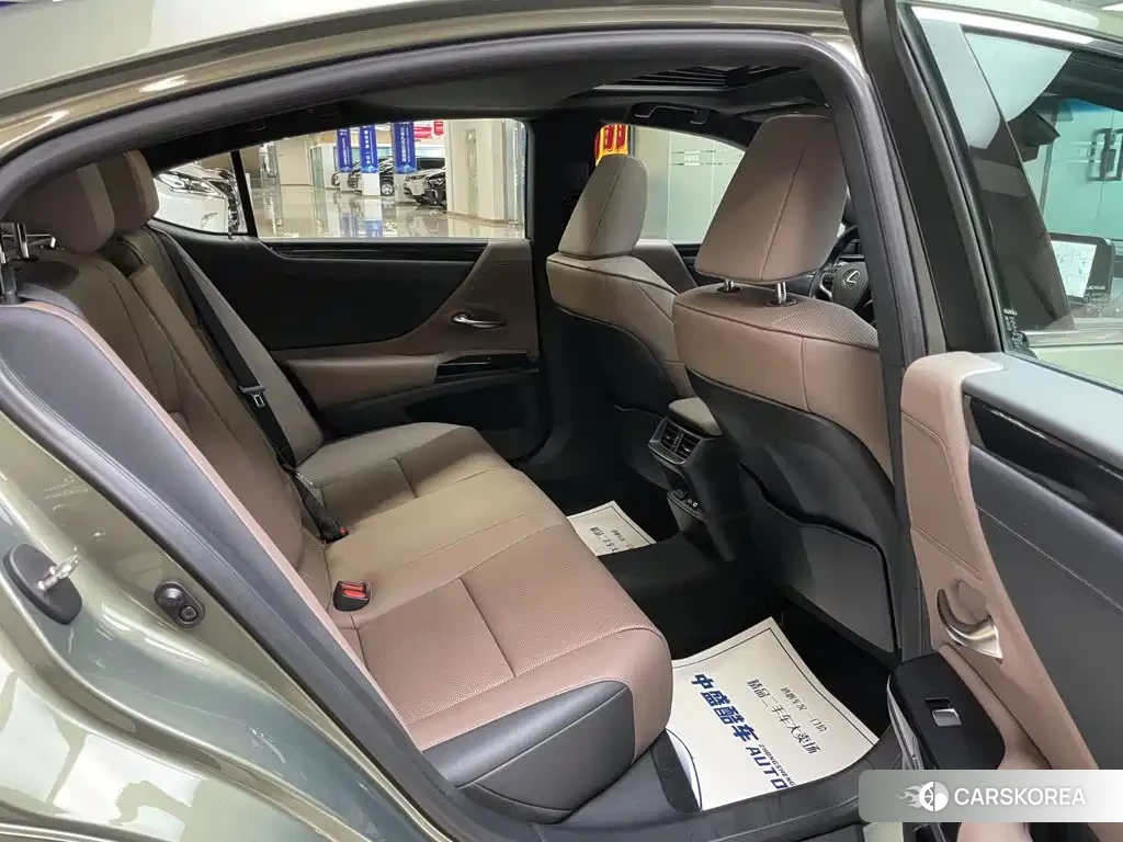 Lexus ES 2024 Зеленый из Китая, фото 6