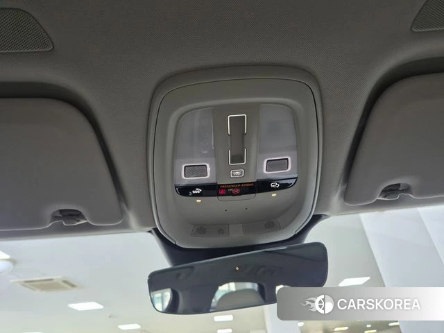 Volvo XC60 second Generation 2025 Белый из Кореи, фото 6