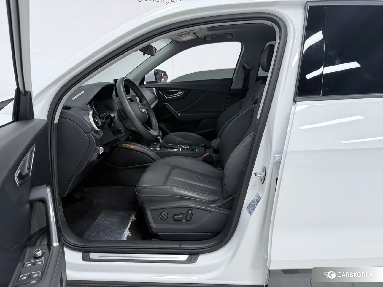 Audi Q2L 2021 Белый из Китая, фото 6