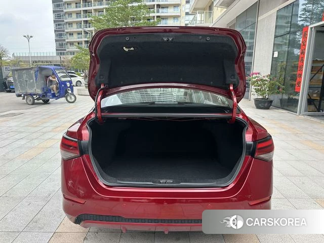 Nissan Xuan Yi 2022 Красный из Китая, фото 6