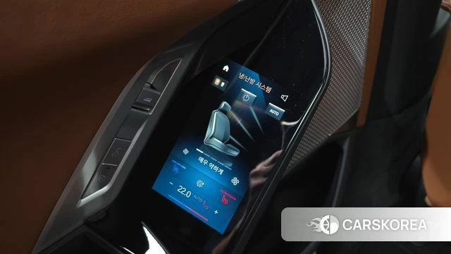 BMW 7 Series (G70) 2024 Черный из Кореи, фото 6