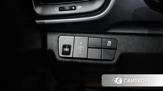 Kia Stonic 2018 Синий из Кореи, фото 6