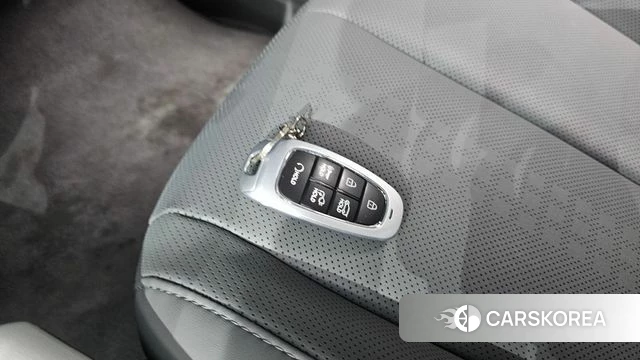 Hyundai Ionic 5 2023 Зеленый из Кореи, фото 6