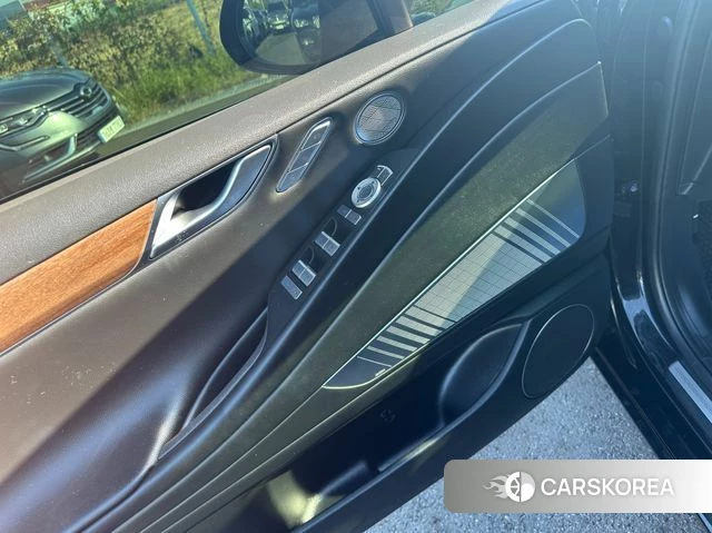 Genesis Electrified G80 (RG3) 2022 Черный из Кореи, фото 6