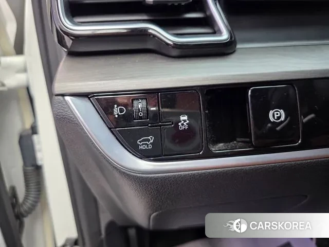 Kia Sportage 5th Generation 2023 Белый из Кореи, фото 6