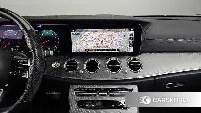 Mercedes-Benz E-Class W213 2021 Черный из Кореи, фото 6