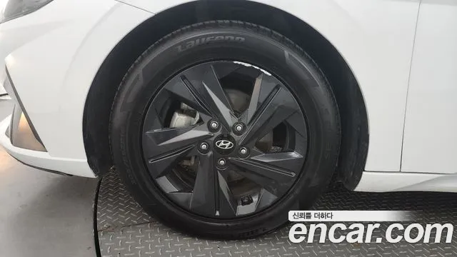 Hyundai Avante Hybrid (CN7) id 2699933 из Кореи 6