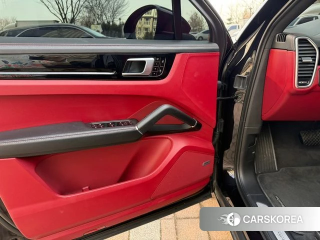 Porsche Cayenne (PO536) id 3833085 из Кореи 6