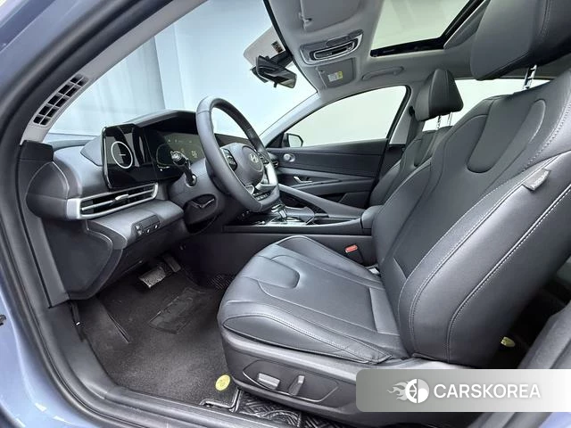 Hyundai Elantra 2024 Темно-серый из Китая, фото 6
