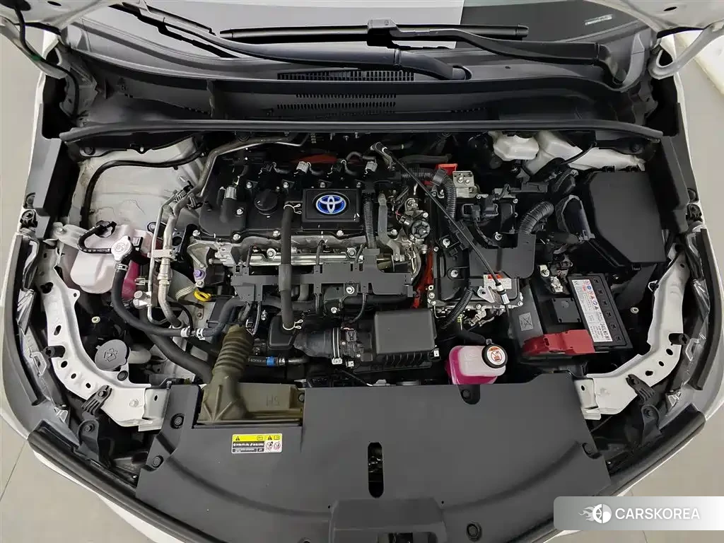 Toyota Corolla 2023 Белый из Китая, фото 6