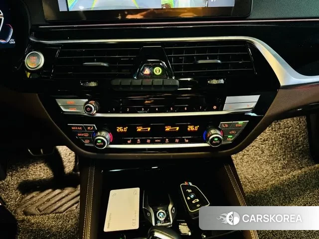 BMW 5 Series (G30) 2021 Серый из Кореи, фото 6