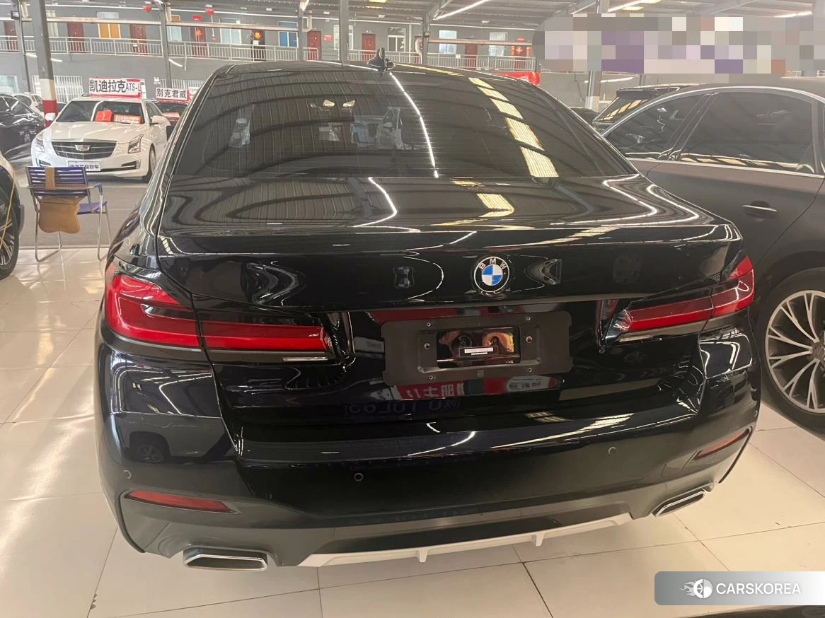 BMW 5 series 2021 Черный из Китая, фото 6