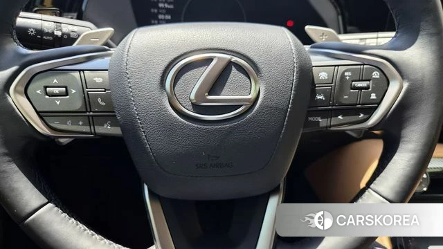 Lexus NX350h Second generation 2023 Белый из Кореи, фото 6