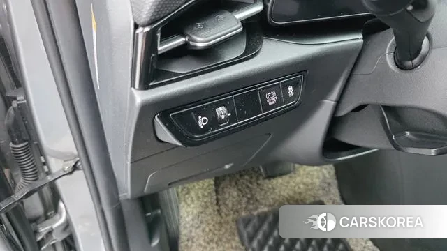 Kia Di Ol Nu Niro 2022 Серебристо-серый из Кореи, фото 6