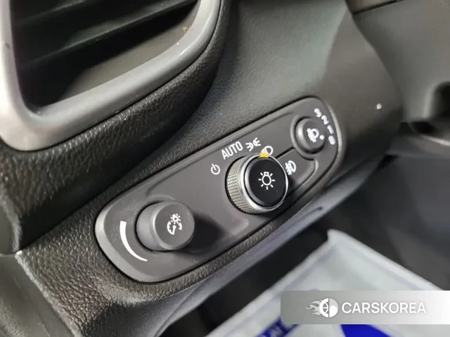 Chevrolet (GM Daewoo) The New Trax 2020 Белый из Кореи, фото 6