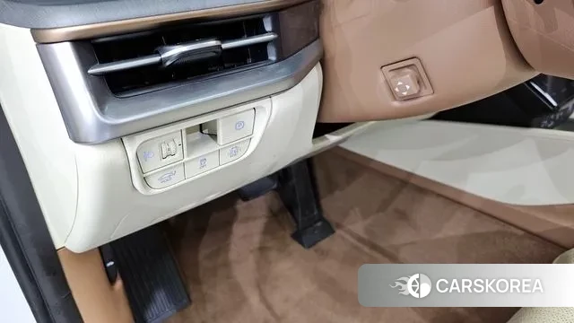 Hyundai Grandeur Hybrid (GN7) 2023 Белый из Кореи, фото 6