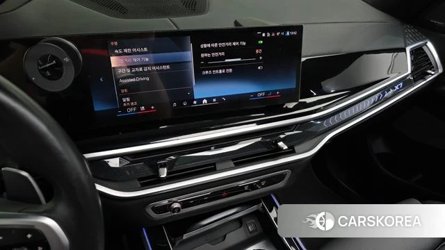 BMW X7 (G07) 2023 Белый из Кореи, фото 6