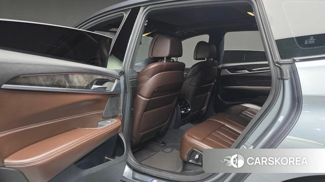 BMW 6 Series GT (G32) 2018 Серый из Кореи, фото 6