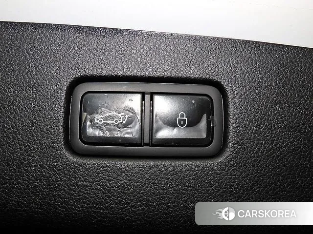 Genesis GV70 2023 Белый из Кореи, фото 6