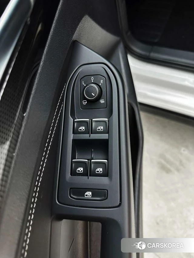 Volkswagen Golf 2022 Белый из Китая, фото 6
