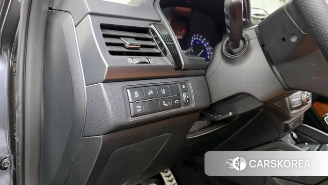 Ssangyong The New Rexton Sports Cannes 2021 Серый из Кореи, фото 6