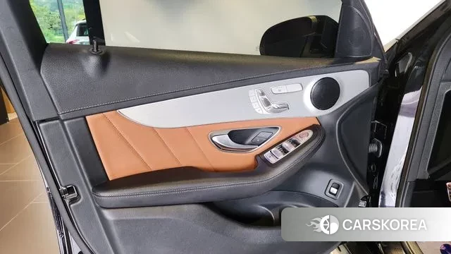 Mercedes-Benz GLC-Class X253 2022 Черный из Кореи, фото 6