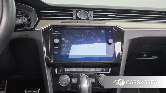 Volkswagen Arteon 2018 Белый из Кореи, фото 6