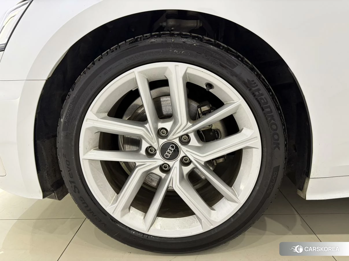 Audi A5 2023 Белый из Китая, фото 6