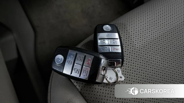 Kia The New Carnival 2018 Черный из Кореи, фото 6