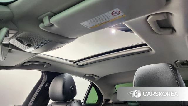 Mercedes-Benz E-Class W213 2018 Белый из Кореи, фото 6