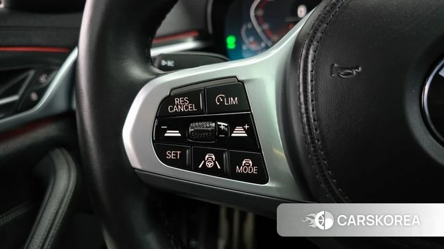 BMW 5 Series (G30) 2023 Белый из Кореи, фото 6
