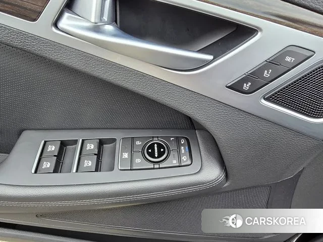 Genesis G80 2019 Черный из Кореи, фото 6