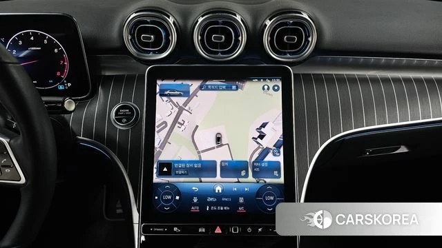 Mercedes-Benz C-Class W206 2022 Белый из Кореи, фото 6