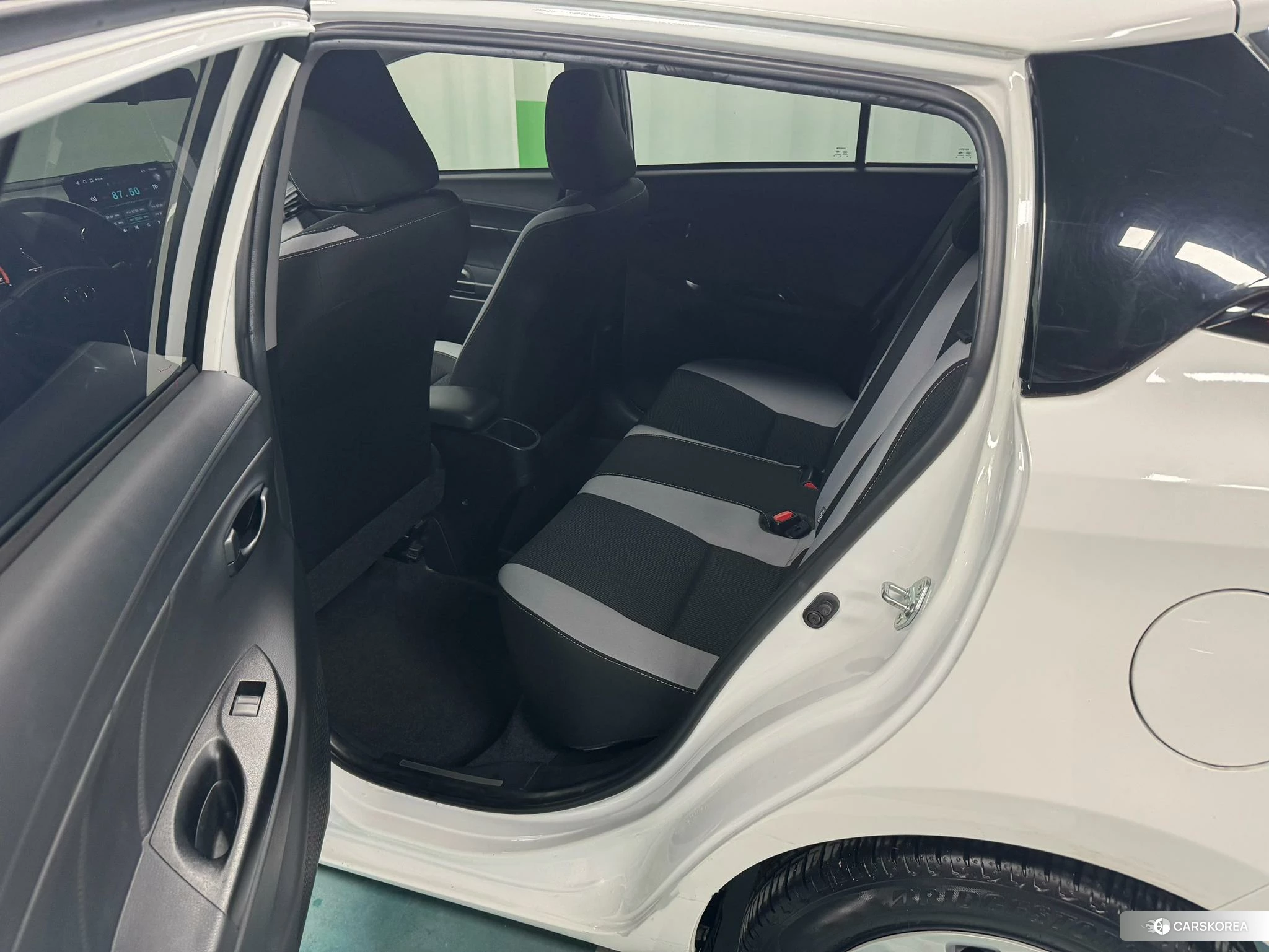 Toyota YARIS L Zhixuan 2021 Белый из Китая, фото 6