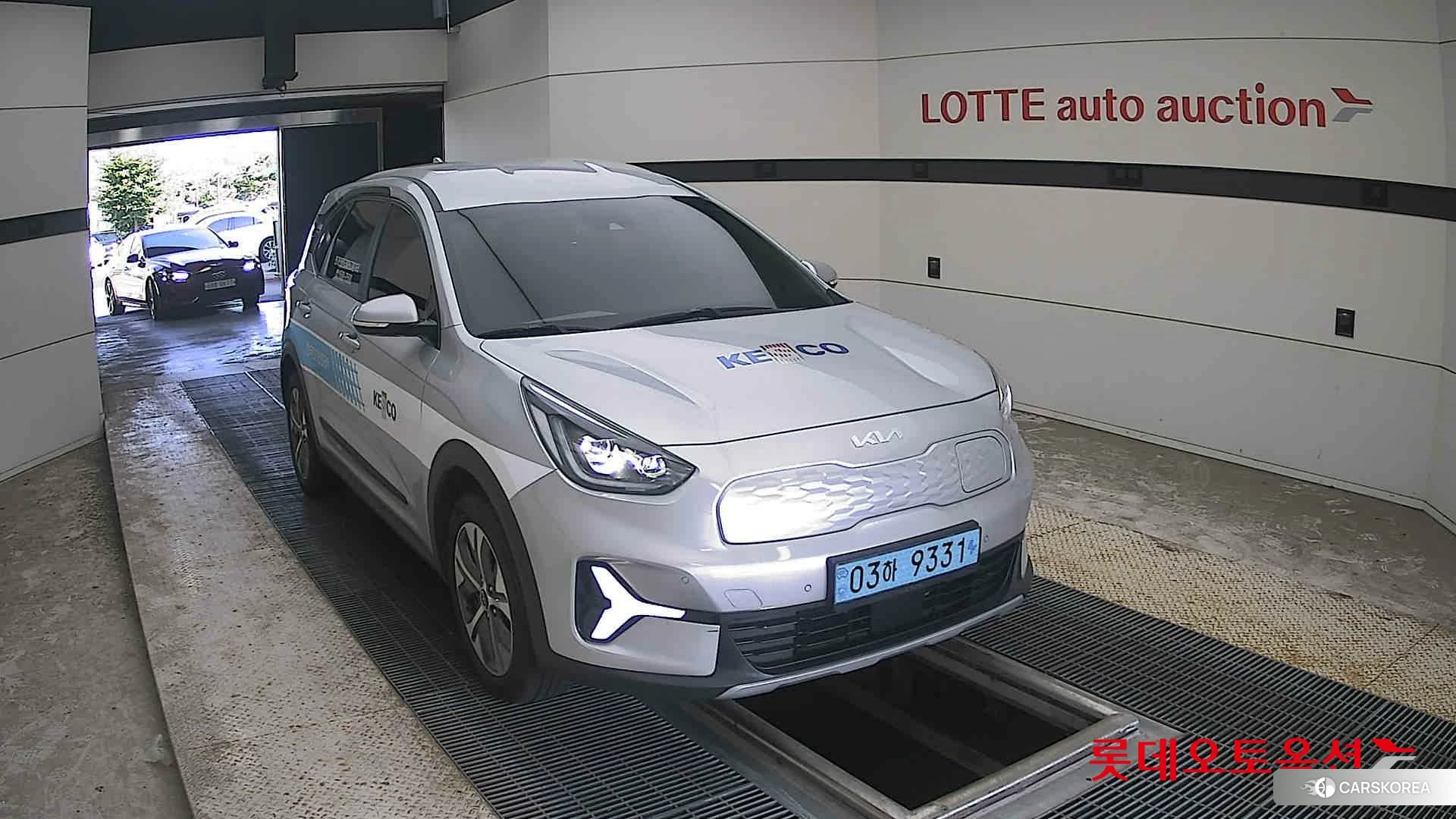Kia Niro Plus 2023 Sparkling Silver из Кореи, фото 6