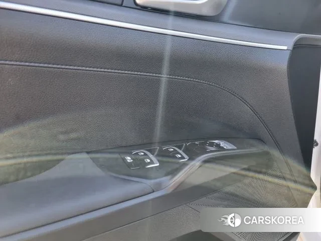 Kia The New K5 Hybrid 3rd generation 2025 Белый из Кореи, фото 6