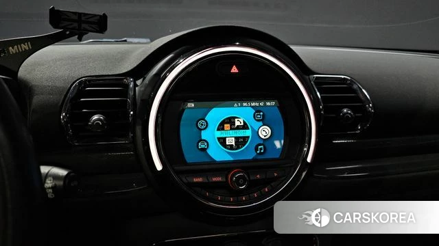 Mini Cooper Clubman 2019 Черный из Кореи, фото 6