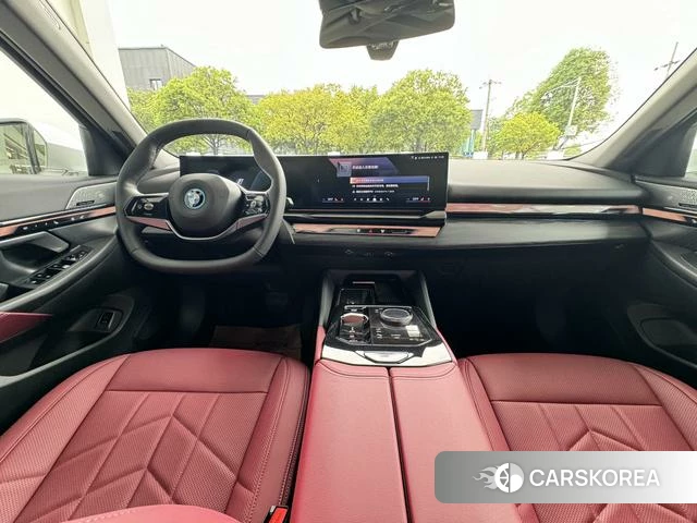 BMW i5 2024 Белый из Китая, фото 6