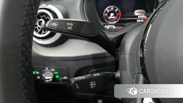 Audi Q2 2023 Красный из Кореи, фото 6
