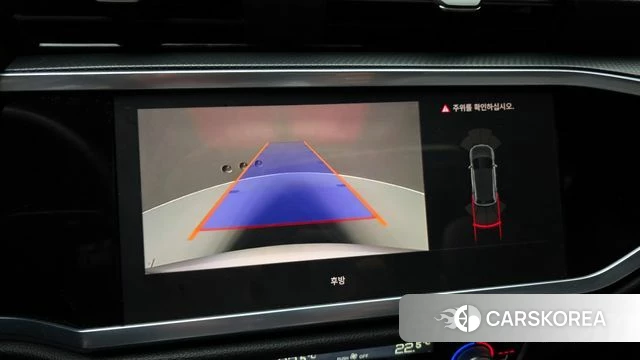 Audi Q3 (F3) 2023 Белый из Кореи, фото 6