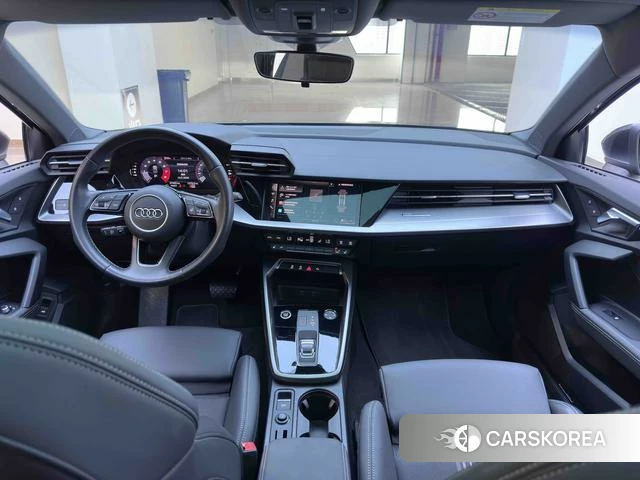 Audi A3 2023 Темно-серый из Китая, фото 6