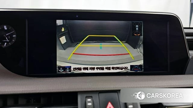 Lexus ES300h 7th generation 2021 Песочный из Кореи, фото 6