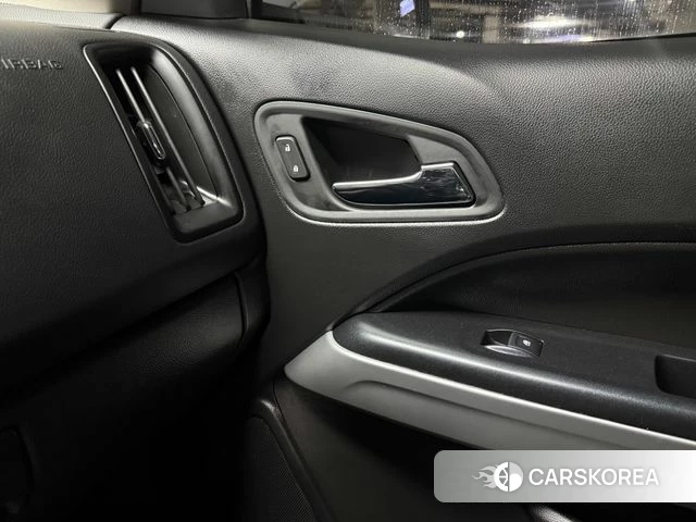 Chevrolet (GM Daewoo) Real New Colorado 2020 Серебристо-серый из Кореи, фото 6