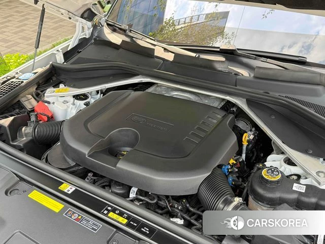 Land Rover Range Rover 5th Generation 2023 Белый из Кореи, фото 6