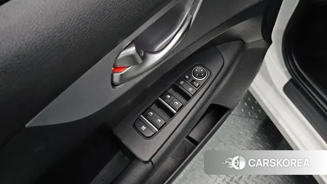 Kia The New K3 2nd generation 2021 Белый из Кореи, фото 6