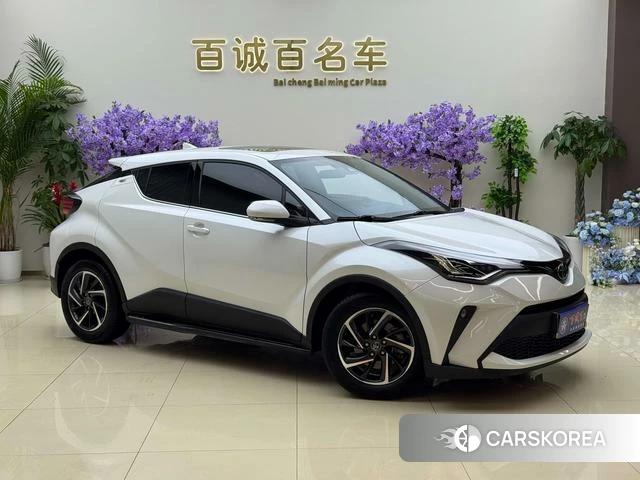 Toyota C-HR 2022 Белый из Китая, фото 6