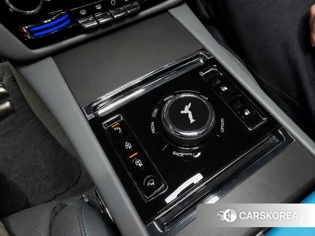 Rolls-Royce Ghost 2nd Generation 2022 Серебристо-серый из Кореи, фото 6