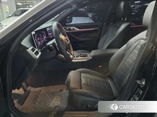 BMW 4 Series (G22) 2025 Черный из Кореи, фото 6