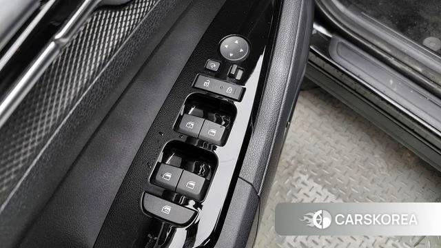 Kia Sportage 5th Generation Hybrid 2022 Черный из Кореи, фото 6